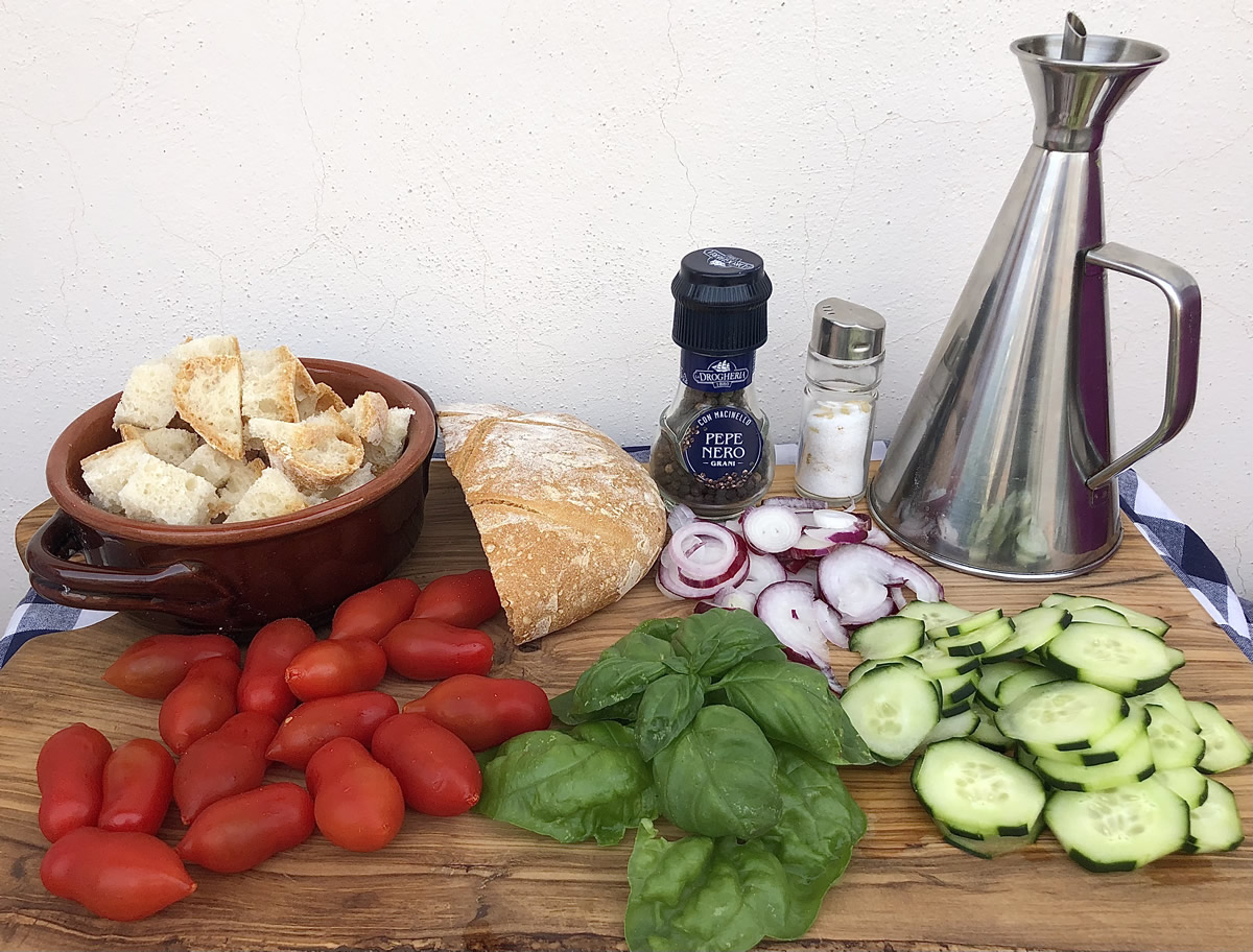 La Panzanella di Nonna Pippi e il Rosato